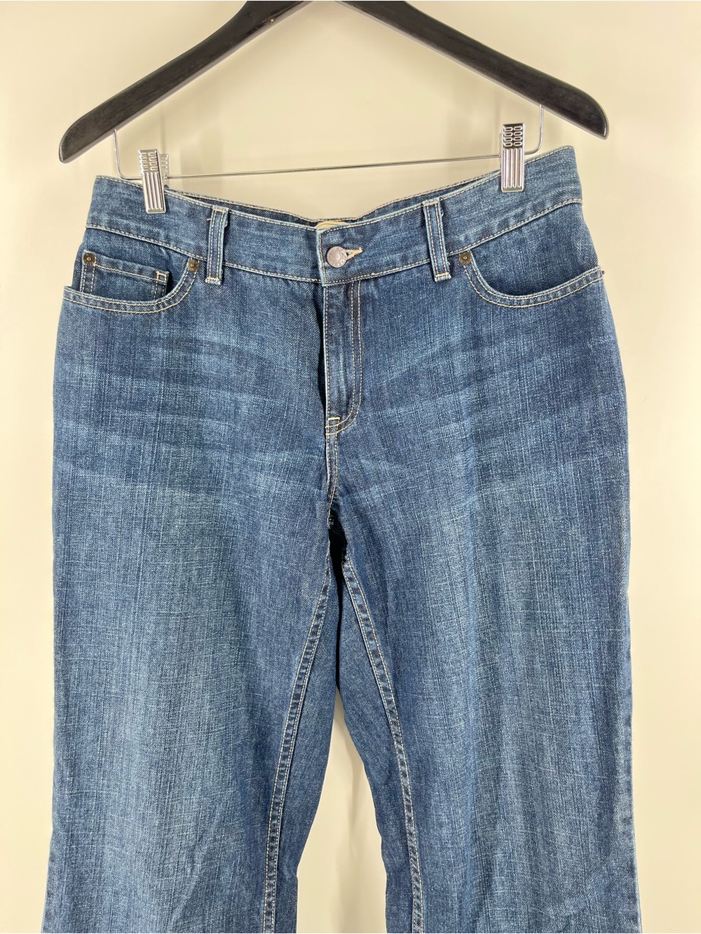 L.L.Bean Favorite Fit Curvy Wide Leg Jeans Woman 10 Long 34” Inseam Medium Wash - Picture 7 of 8
